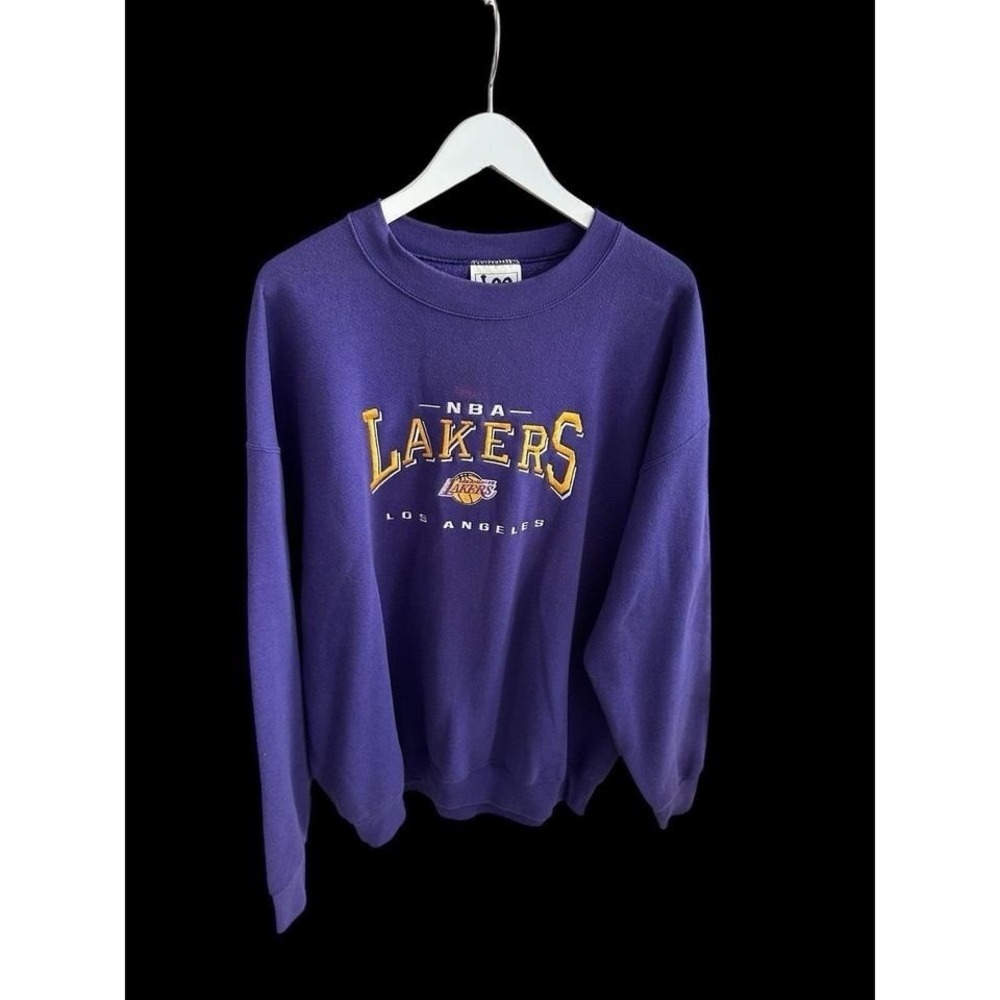 VTG 90s Nutmeg Mills Men's XL Embroidered LA Lakers Sweatshirt NBA Stains